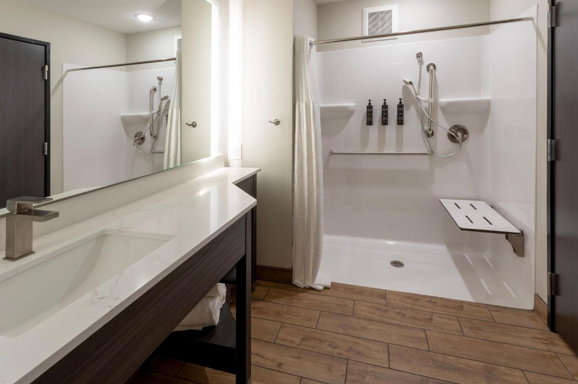 Grandstay Hotel & Suites Algona Extérieur photo