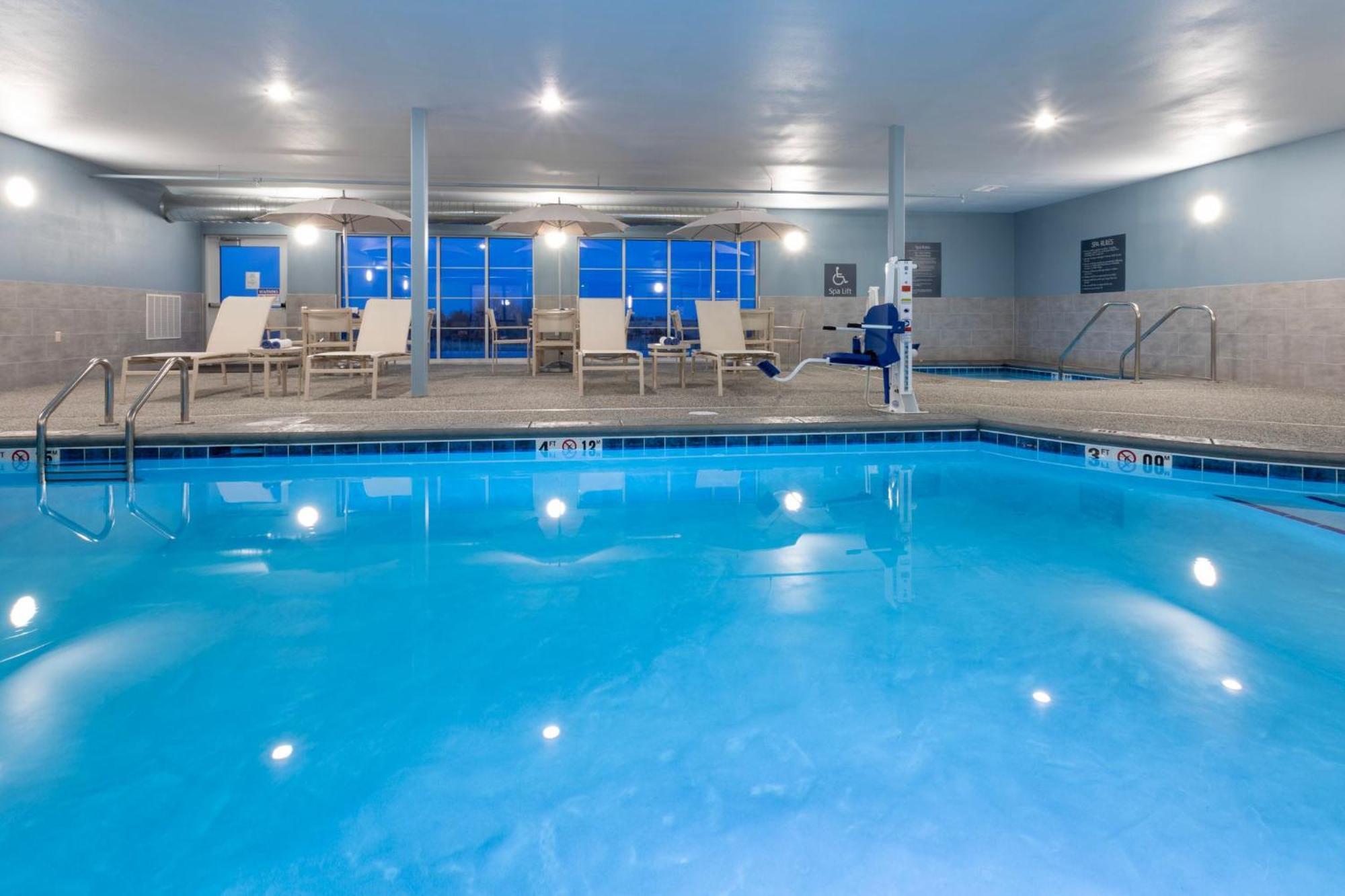 Grandstay Hotel & Suites Algona Extérieur photo